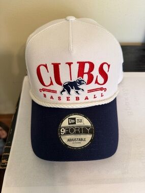 Chicago Cubs UIC Cap (New)
